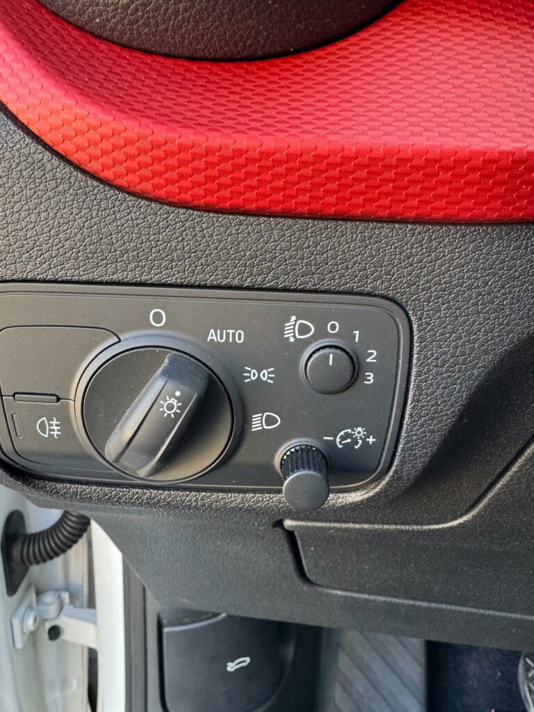 AUDI Q2 35TFSI SPORT