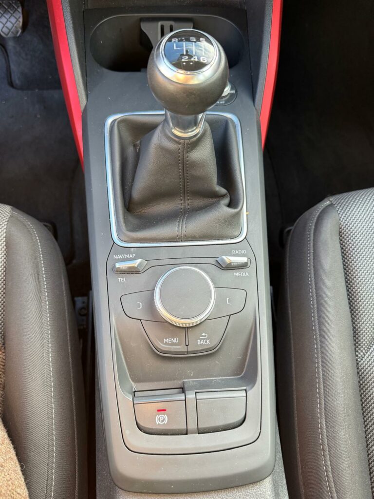 AUDI Q2 35TFSI SPORT